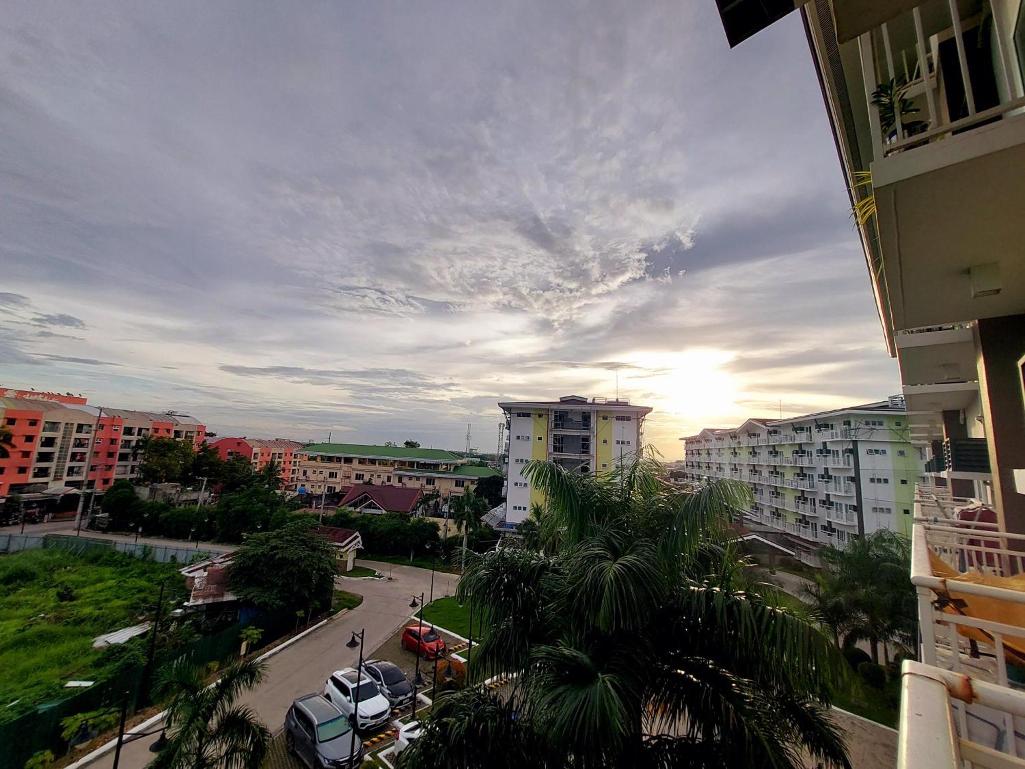 Ania Suite Room Lapu-Lapu City Esterno foto